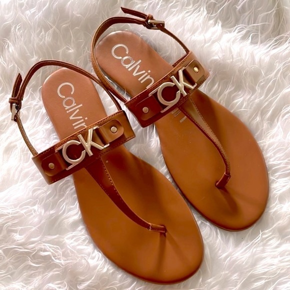 Brand New Calvin Klein Cognac Ankle Strap Thong Sandals Gold Tone Metal Logo - Picture 12 of 12